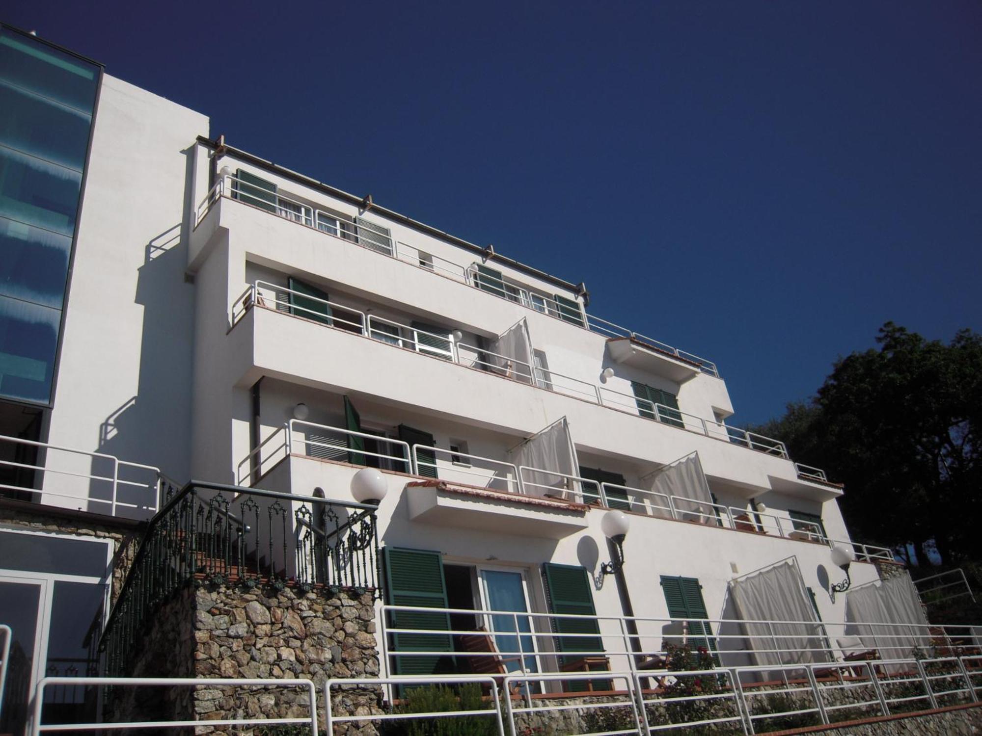 Hotel Claudio Bergeggi Exterior foto
