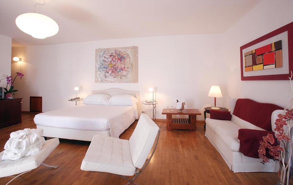 Hotel Claudio Bergeggi Quarto foto