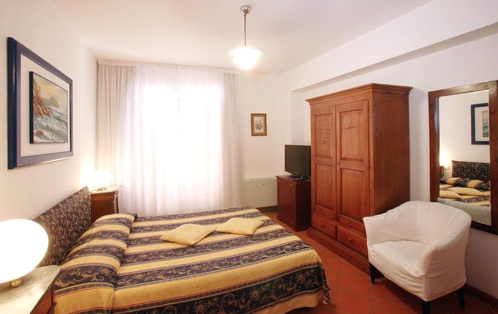 Hotel Claudio Bergeggi Quarto foto