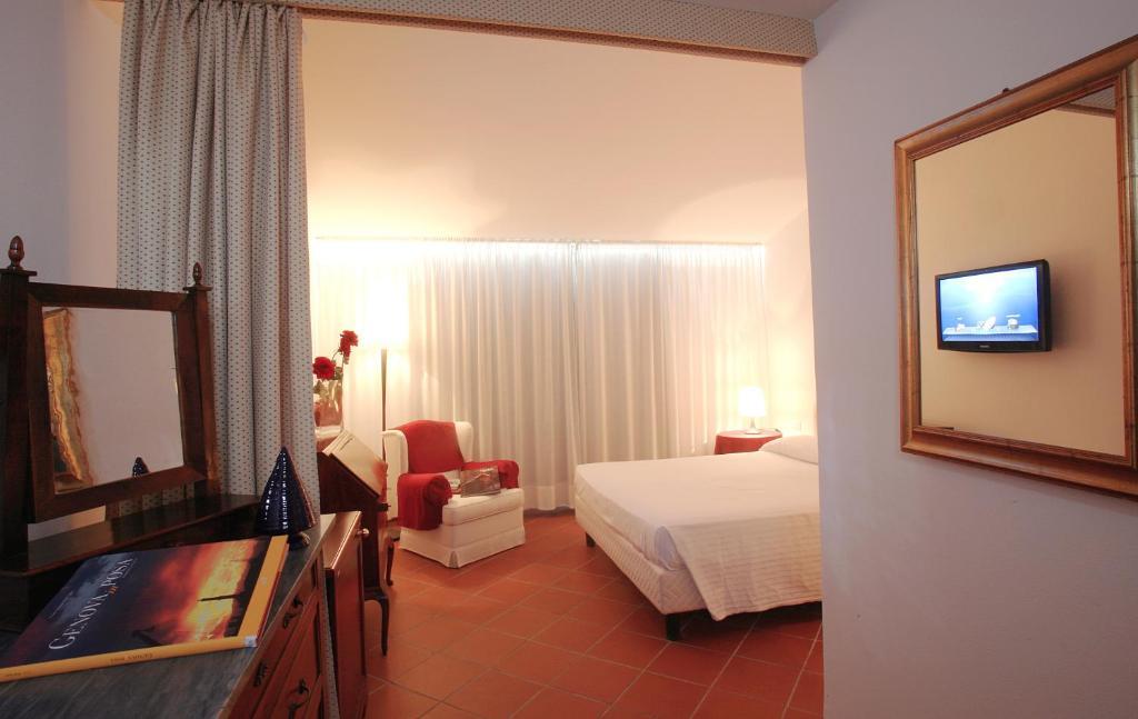 Hotel Claudio Bergeggi Quarto foto